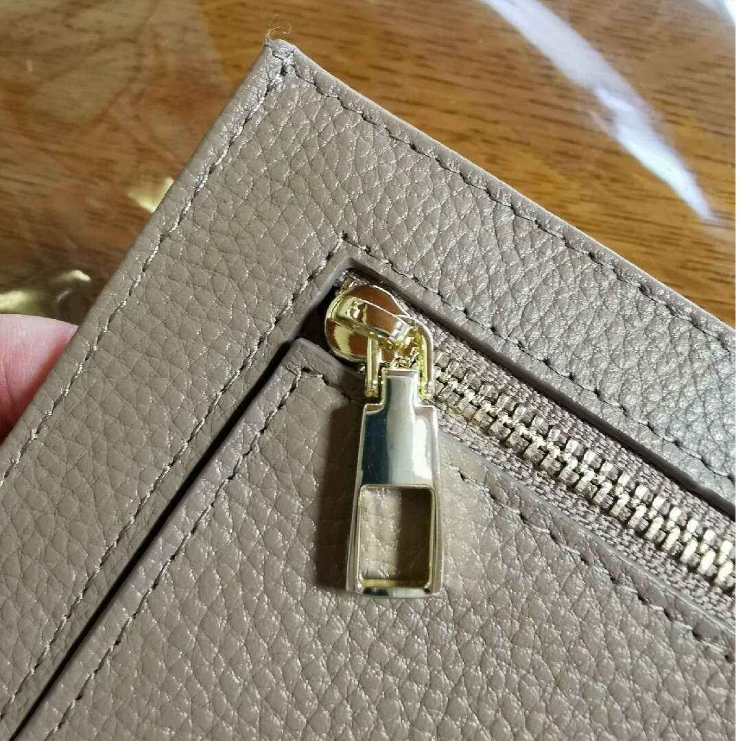スリム財布　はあちゅう レディースのファッション小物(財布)の商品写真