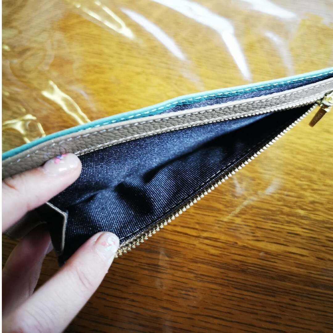 スリム財布　はあちゅう レディースのファッション小物(財布)の商品写真