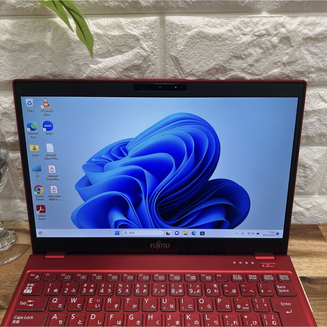 【超軽量】LIFEBOOK UH75 薄型PC 8世代i5/爆速256GB