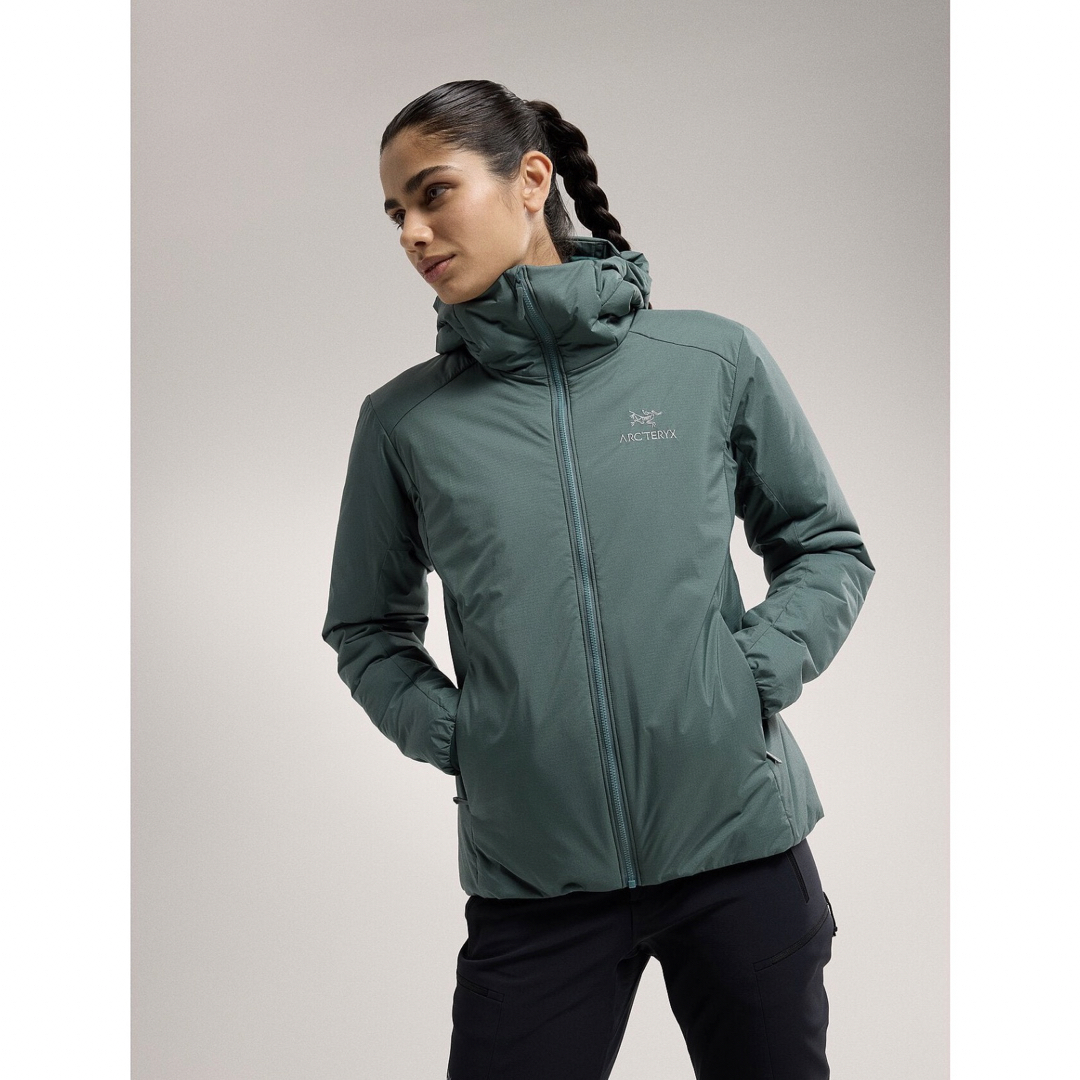 ARC'TERYX(アークテリクス)の23秋冬　新品　Atom heavy weight hoody レディースのジャケット/アウター(ダウンジャケット)の商品写真