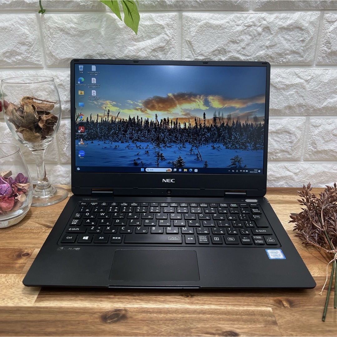 NEC GN12S88GD i5 8GB 256GB SSD 第7世代