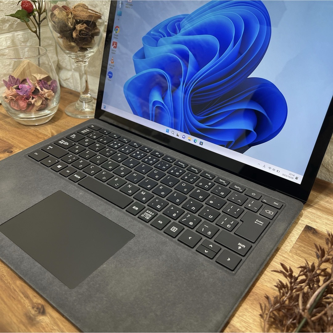 【美品】Surface laptop 2☘Corei7第8世代☘SSD256GB