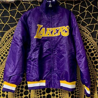 【正規品】新品タグ付LAKERS レイカーズ　スタジャン　ブルゾン　刺繍ワッペン