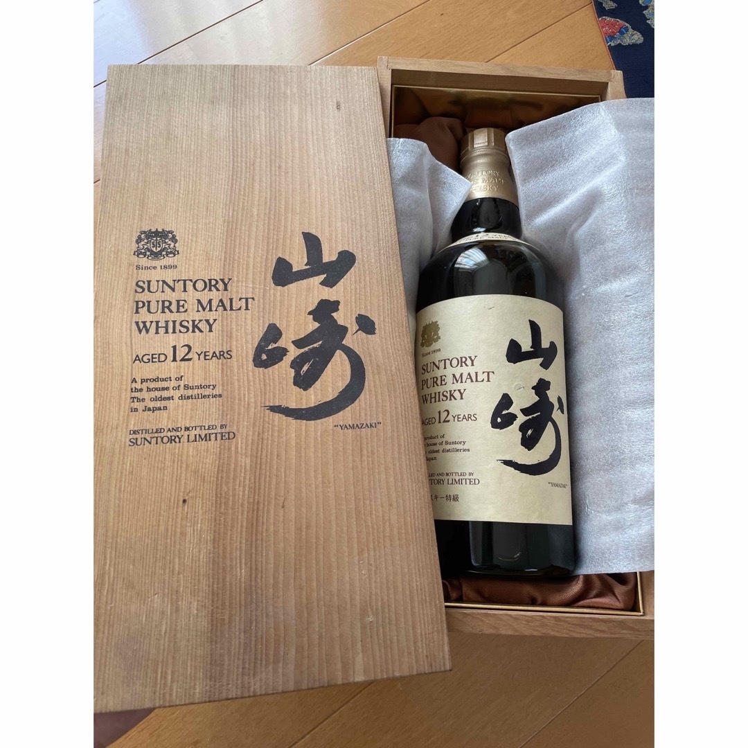 ピュアモルトウイスキー山崎12年 木箱入りwhisky