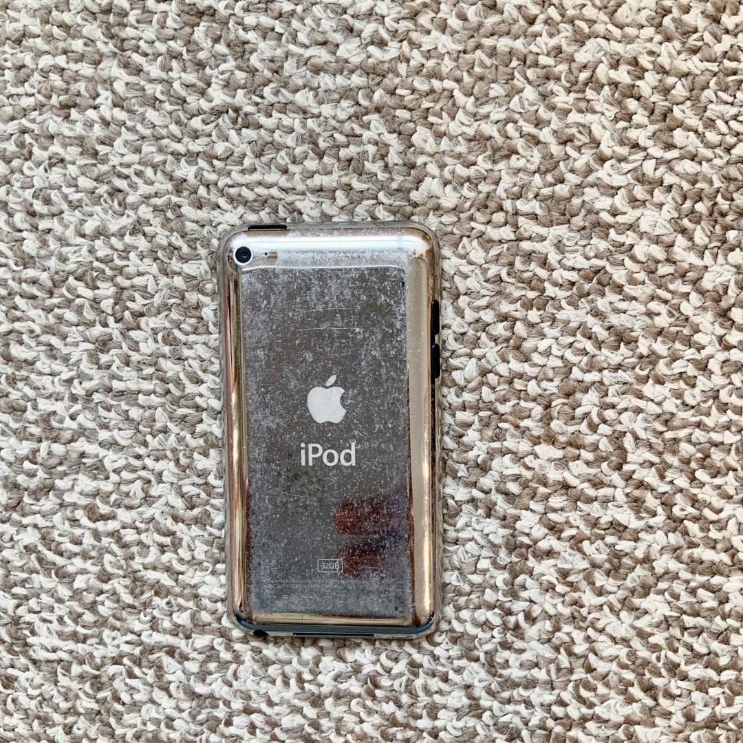 iPod touch 第4世代 32GB Appleアップル アイポッド 本体