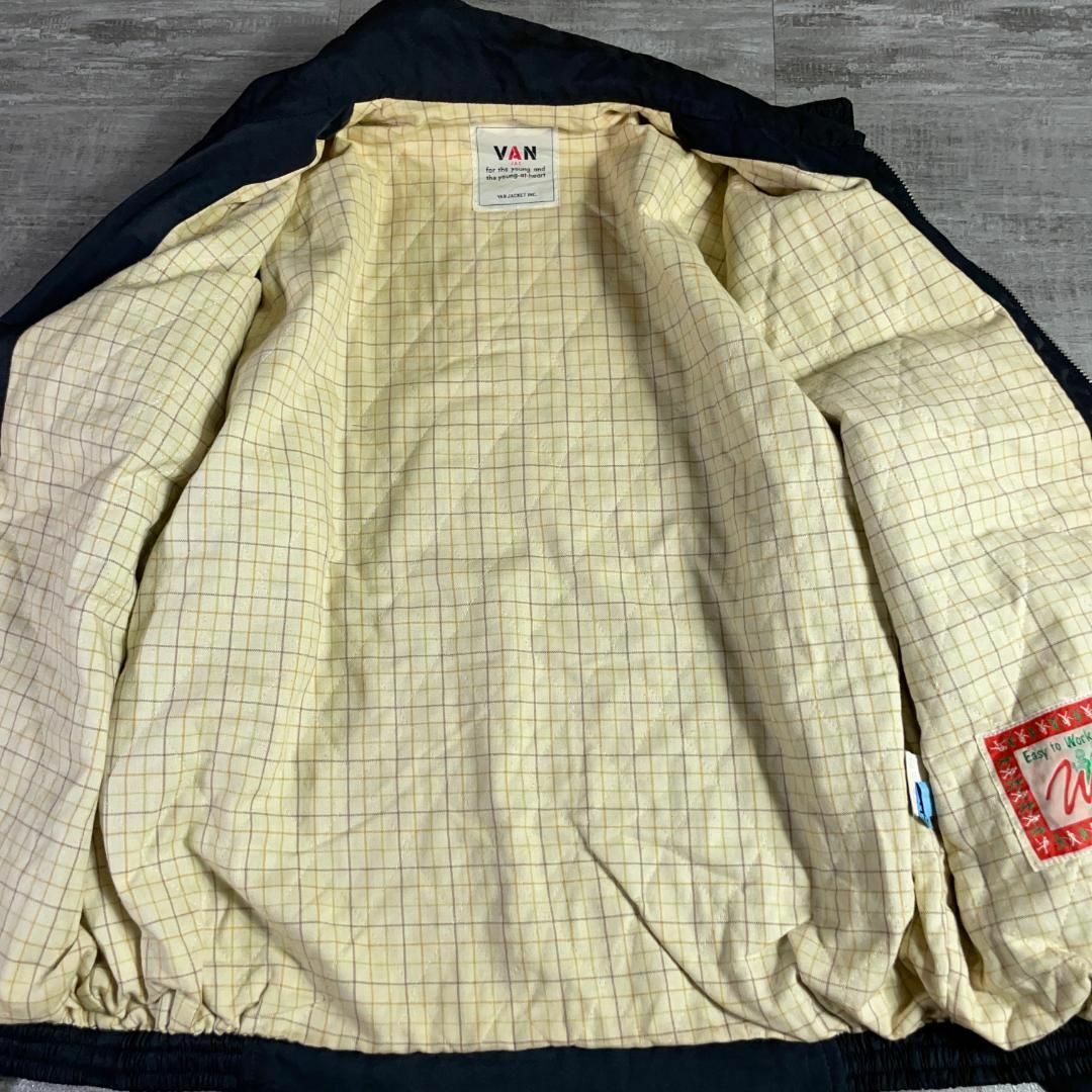 VAN JACKET スウィングトップ ジップブルゾン 黒 ドリズラージャケット