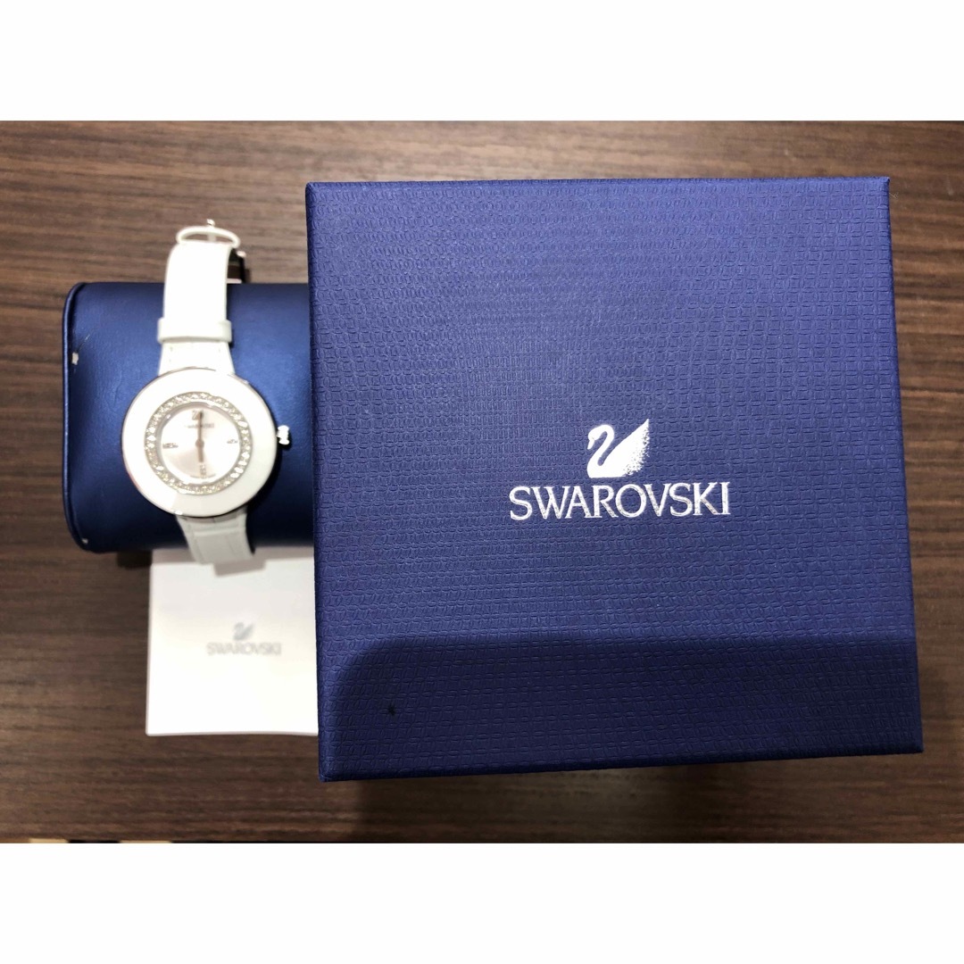 SWAROVSKI(スワロフスキー)のしょこら♡様専用🌸スワロフスキー　オクティアドレッシークォーツ　腕時計 レディースのファッション小物(腕時計)の商品写真
