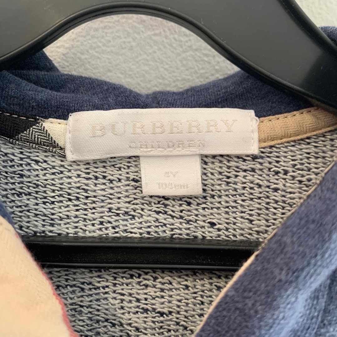 BURBERRY(バーバリー)のバーバリー　キッズ　ペプラム　パーカー　100 キッズ/ベビー/マタニティのキッズ服女の子用(90cm~)(ジャケット/上着)の商品写真