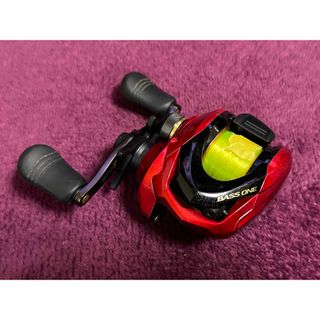 シマノ(SHIMANO)のシマノ バスワンXT カスタムペイント 右巻(リール)