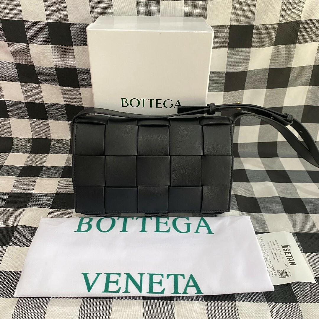 Bottega Veneta ボッテガ カセット ショルダーバッグ