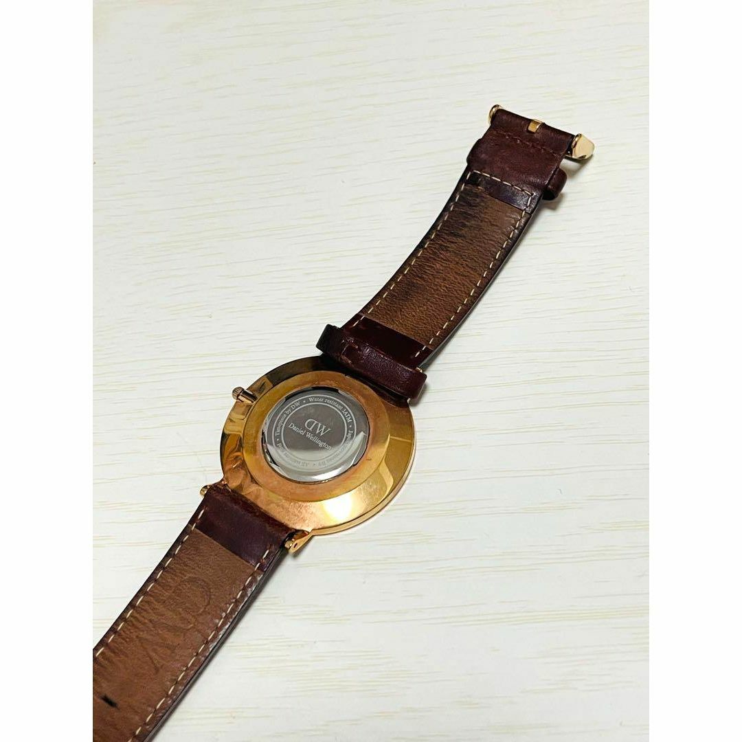 Daniel Wellington(ダニエルウェリントン)のダニエルウェリントン 時計 ブラウン×ゴールド クオーツ かっこいい 腕時計 メンズの時計(腕時計(アナログ))の商品写真