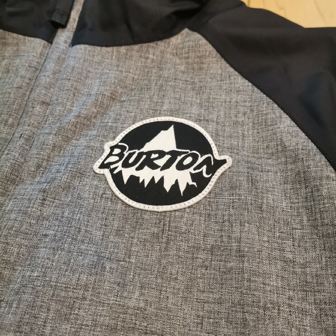 BURTON(バートン)のBURTONバートン　キッズスノーボードウェア スポーツ/アウトドアのスノーボード(ウエア/装備)の商品写真