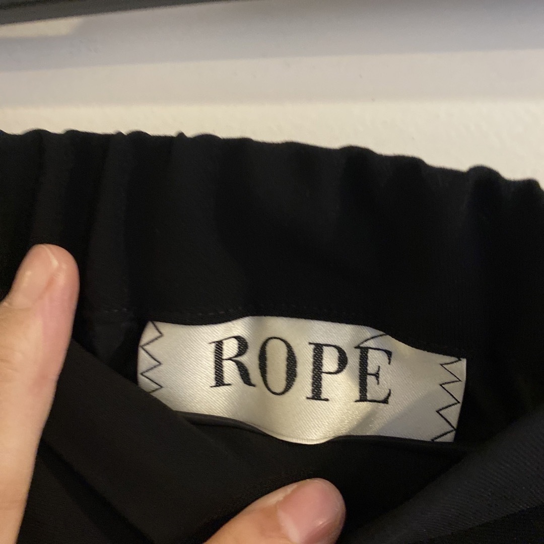 美品 【Rope】 ロペ (M) スカーフ柄セットアップ アシメ ゴールド