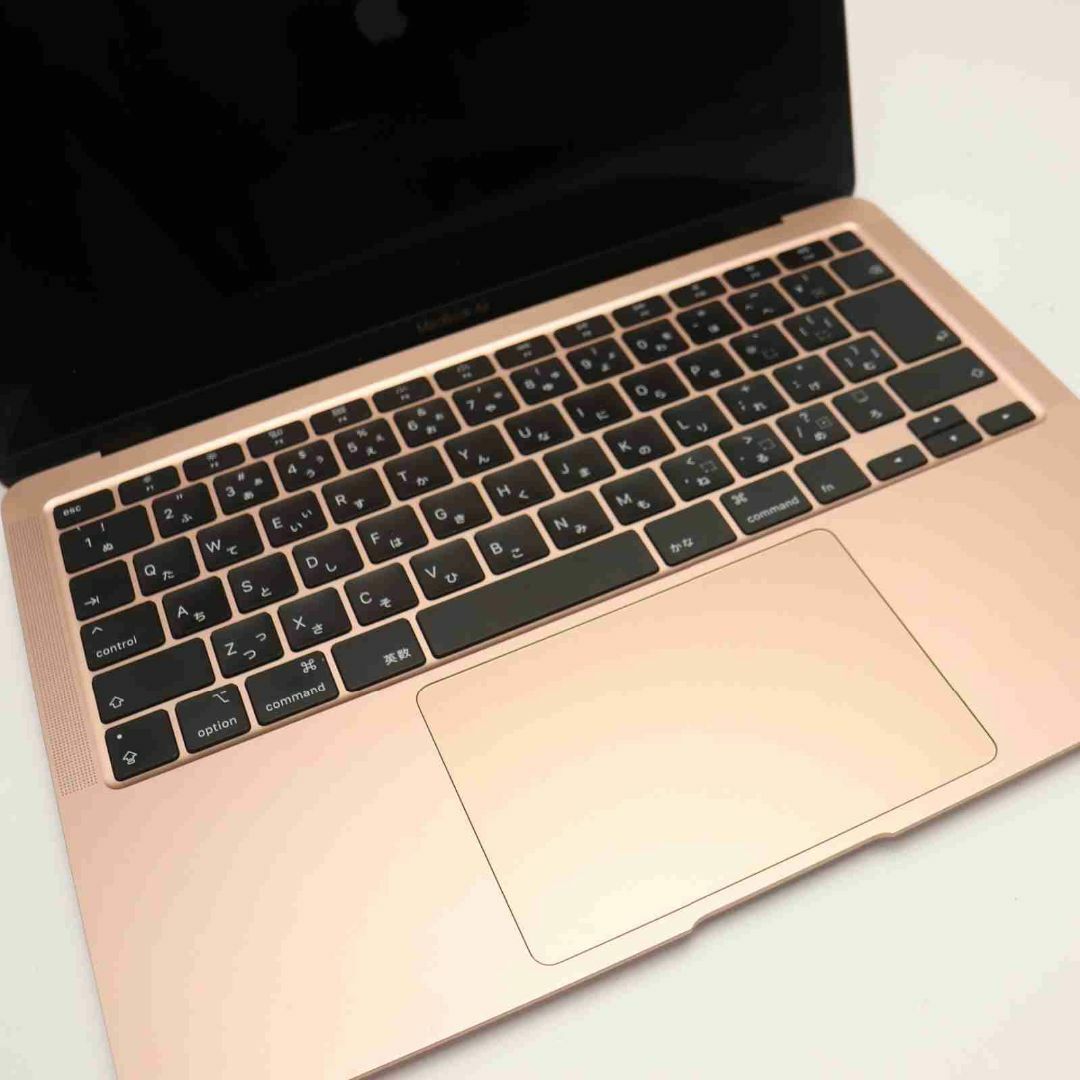 MacBook Pro (13インチ 2020) 8GB／512GB