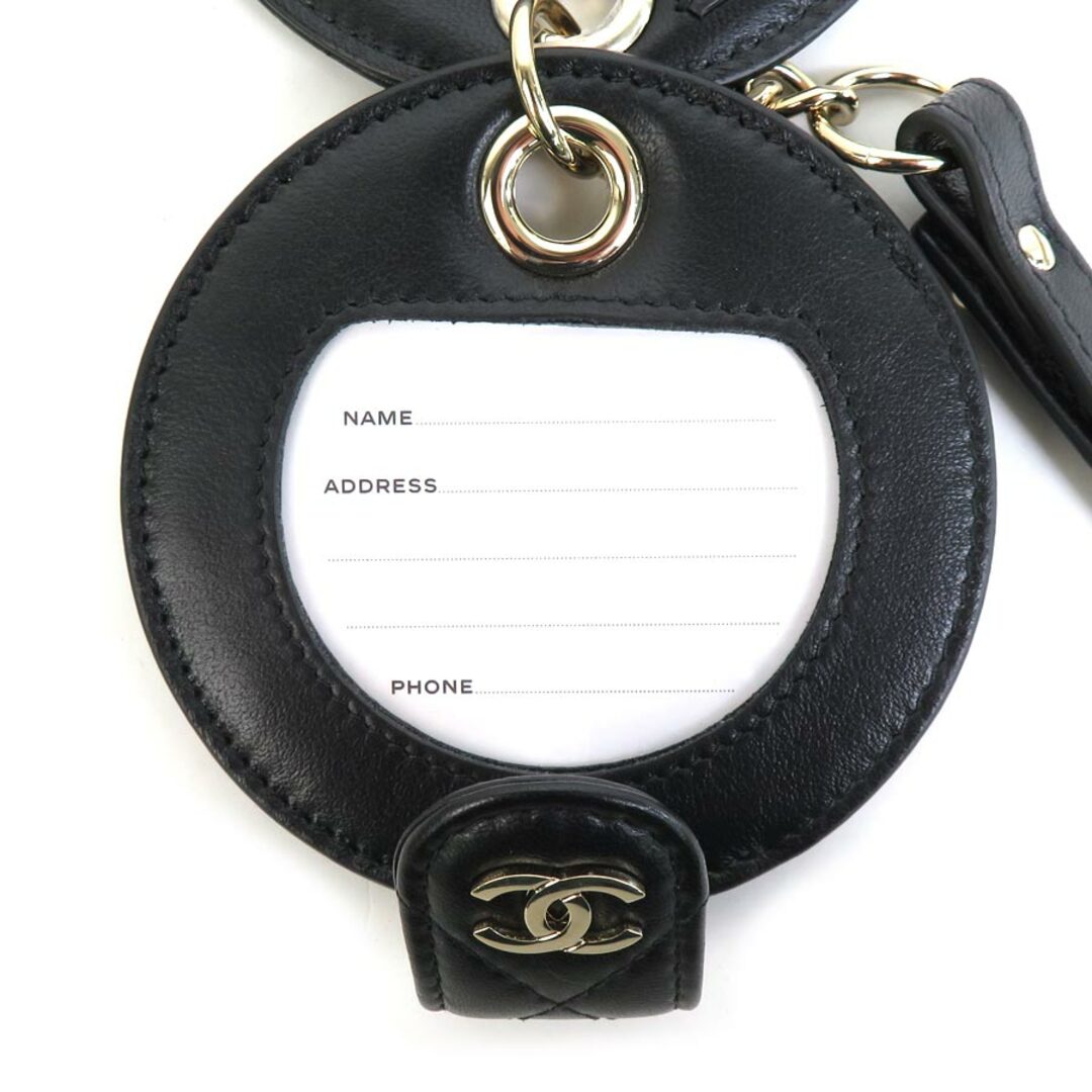 CHANEL(シャネル)のシャネル CHANEL  ネームタグ ココマーク ラムスキン ブラック ユニセックス 送料無料【中古】 55482f ハンドメイドのアクセサリー(その他)の商品写真