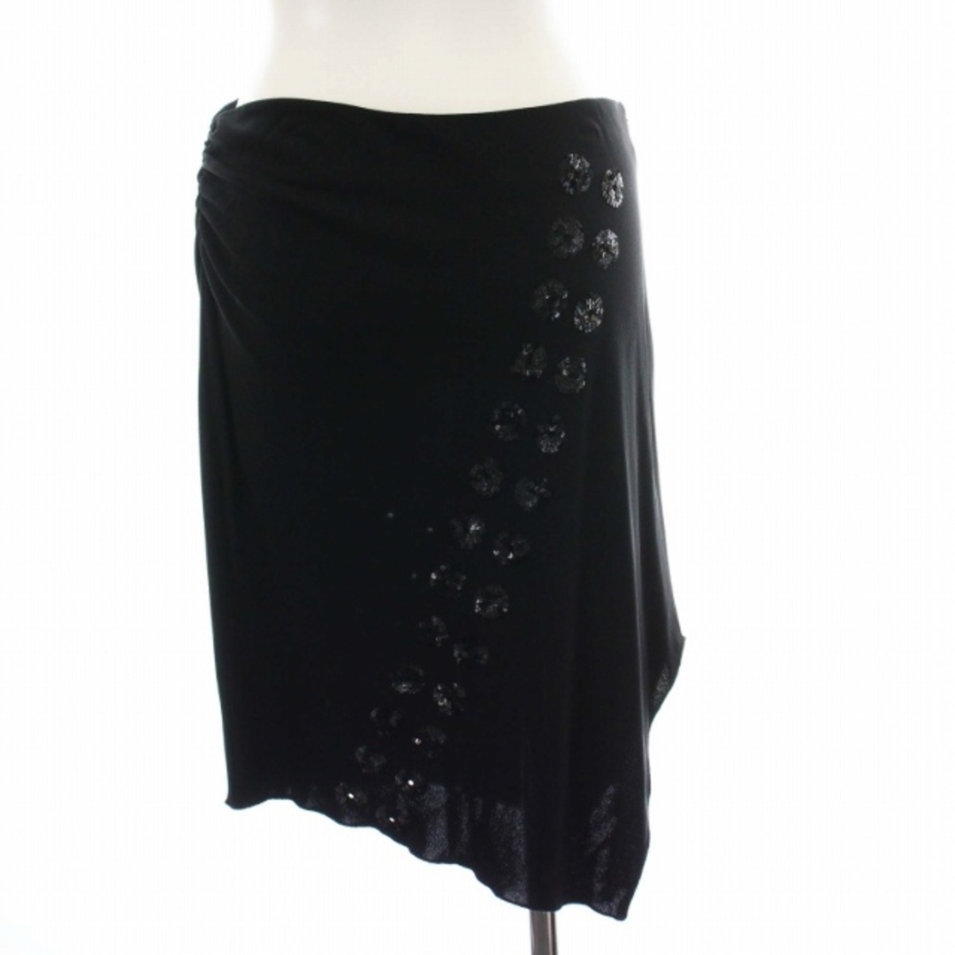 VIVIENNE TAM(ヴィヴィアンタム)のVIVIENNE TAM タイトスカート ひざ丈 変形 スパンコール 0 S 黒 レディースのスカート(ひざ丈スカート)の商品写真