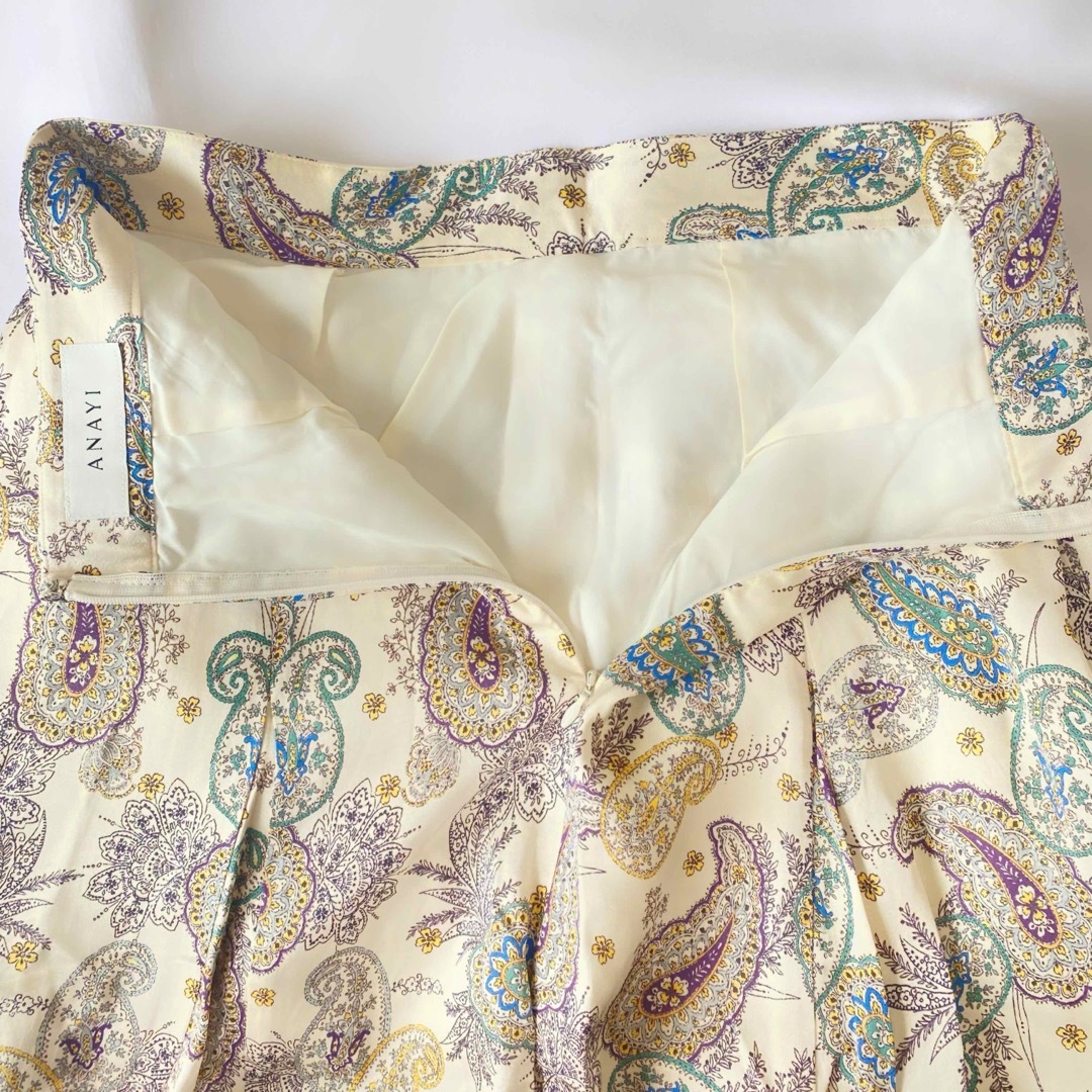 ANAYI(アナイ)の美品♡ ANAYI ペイズリープリントマチ入りフレアスカート 38 上品 総柄 レディースのスカート(ロングスカート)の商品写真