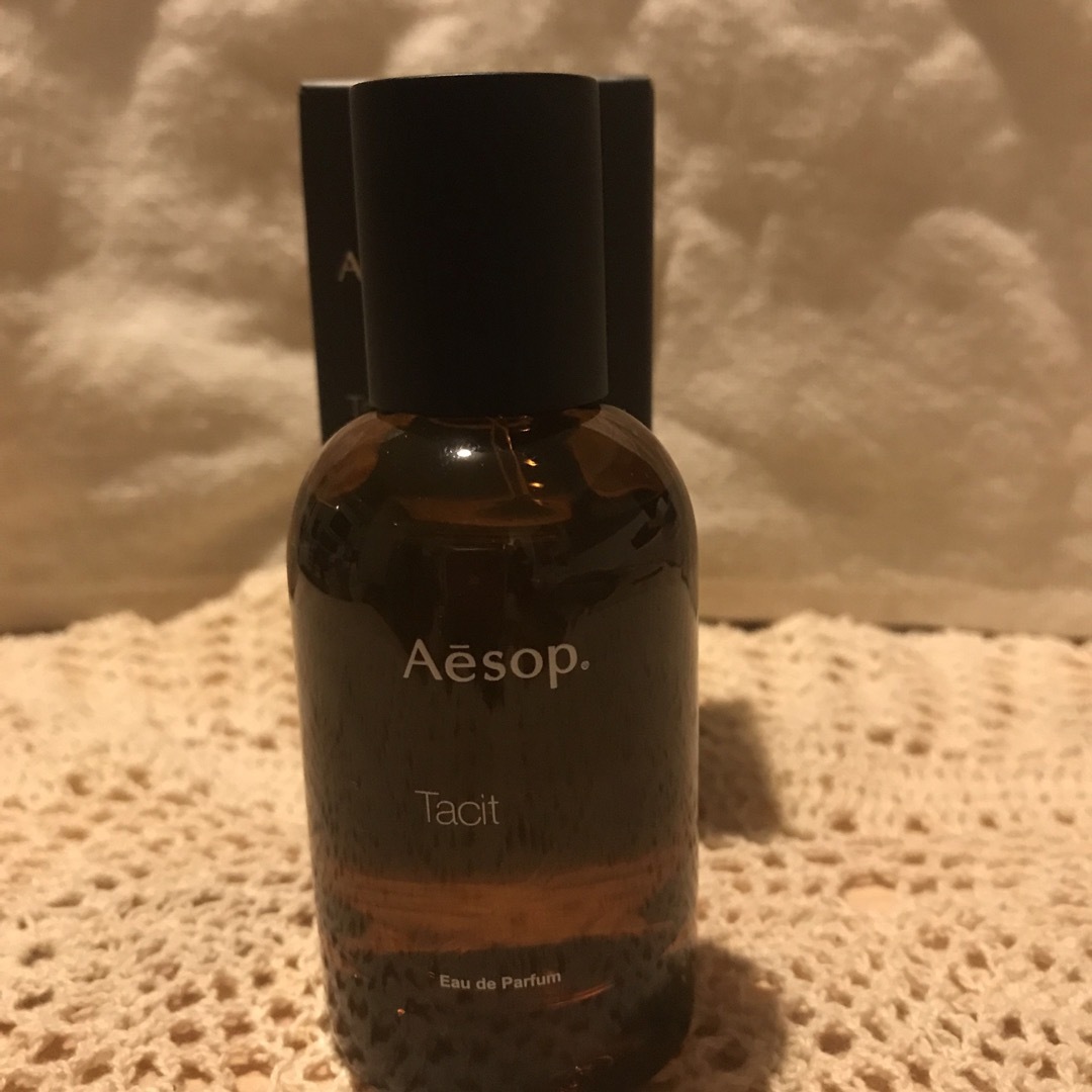 Aesop(イソップ)のAesop イソップ　タシット　オードプァルファム コスメ/美容の香水(ユニセックス)の商品写真