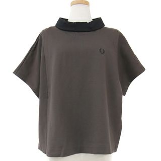 フレッドペリー(FRED PERRY)のFRED PERRY フレッドペリー カットソー Tシャツ プルオーバー ブラウン ブラック 黒 UK10(M) ロールネック ドルマンスリーブ 半袖 ワイド タック ワンポイント ローレルリース 刺繍 きれいめ カジュアル 着回し シンプル ブランド【レディース】【中古】【美品(カットソー(長袖/七分))