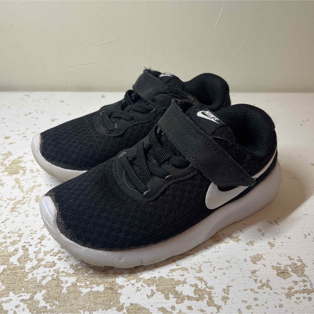 NIKE(ナイキ)のNIKEキッズスニーカー キッズ/ベビー/マタニティのキッズ靴/シューズ(15cm~)(スニーカー)の商品写真