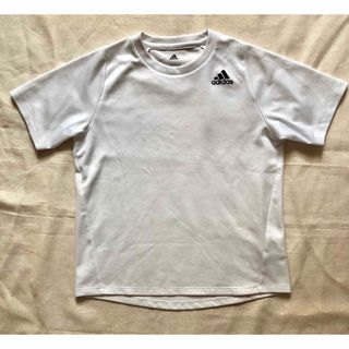 アディダス(adidas)のキッズ　アディダスＴシャツ150(Tシャツ/カットソー)