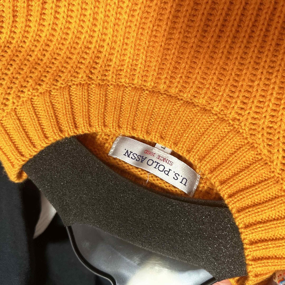 ニットトップス オレンジ ショート丈 カジュアル  レディースのトップス(ニット/セーター)の商品写真