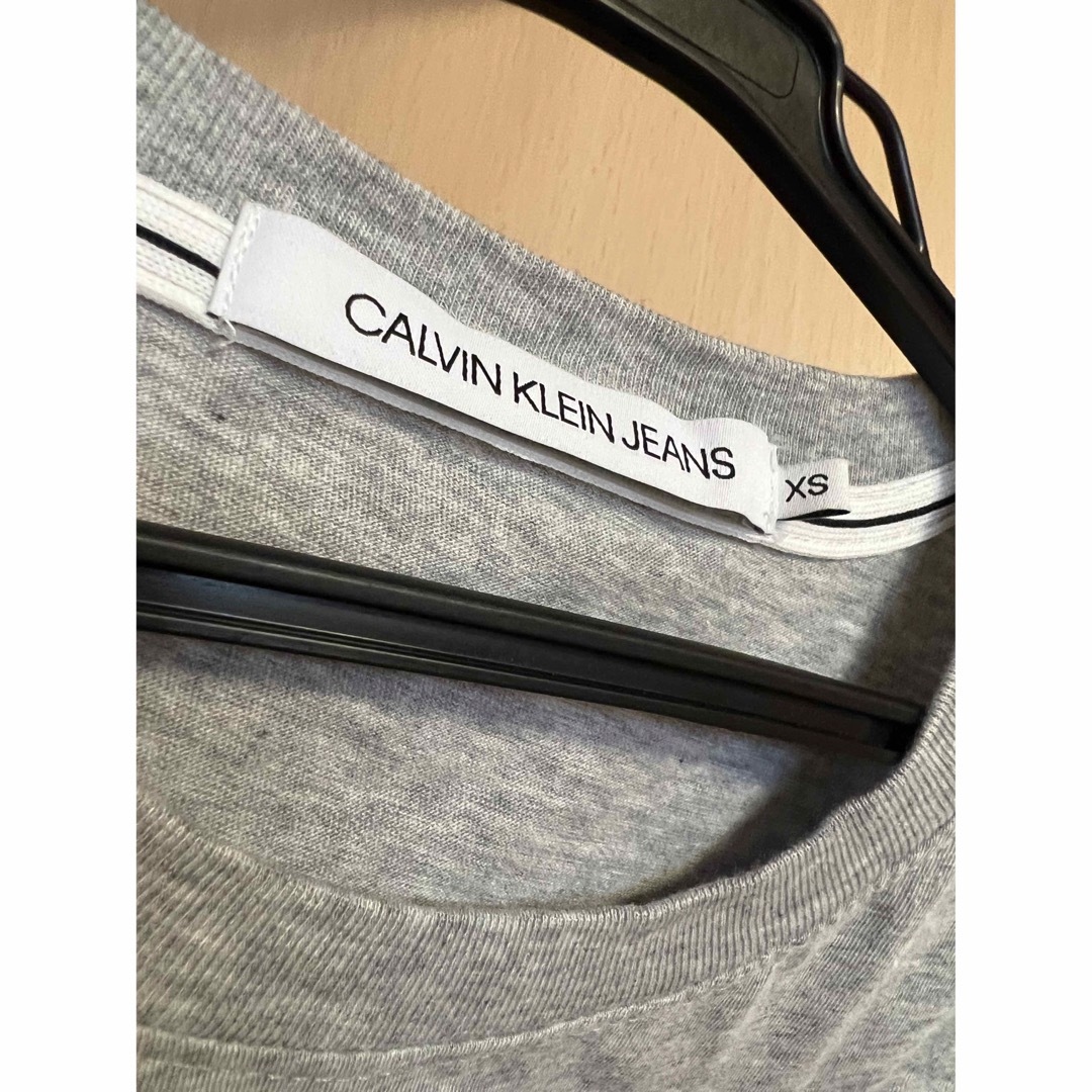 Calvin Klein(カルバンクライン)のカルバンクライン　Tシャツ レディースのトップス(Tシャツ(半袖/袖なし))の商品写真