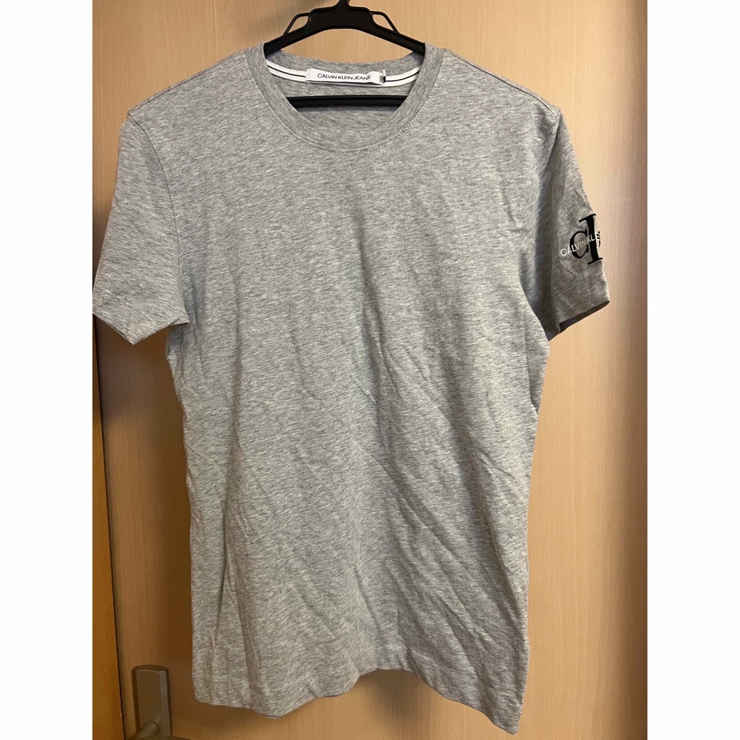 Calvin Klein(カルバンクライン)のカルバンクライン　Tシャツ レディースのトップス(Tシャツ(半袖/袖なし))の商品写真