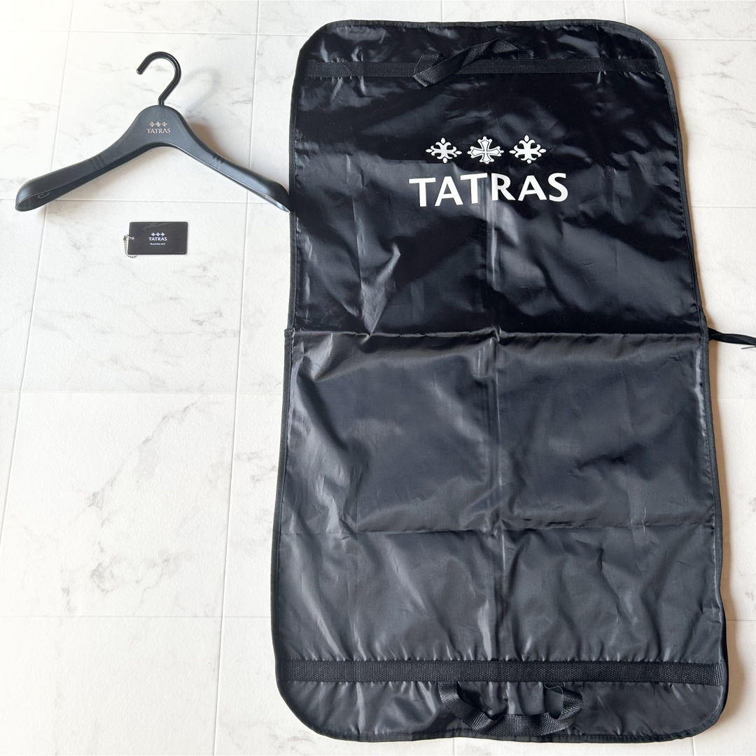 【ほぼ未使用】TATRAS   ダウンポンチョ　MALE  付属品付き　黒
