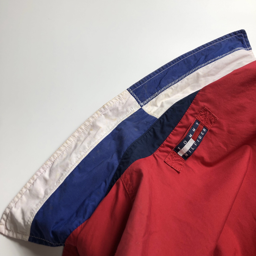 TOMMY HILFIGER(トミーヒルフィガー)のTOMMY HILFIGER トミーヒルフィガー　ナイロンジャケット  ブルゾン メンズのジャケット/アウター(ナイロンジャケット)の商品写真