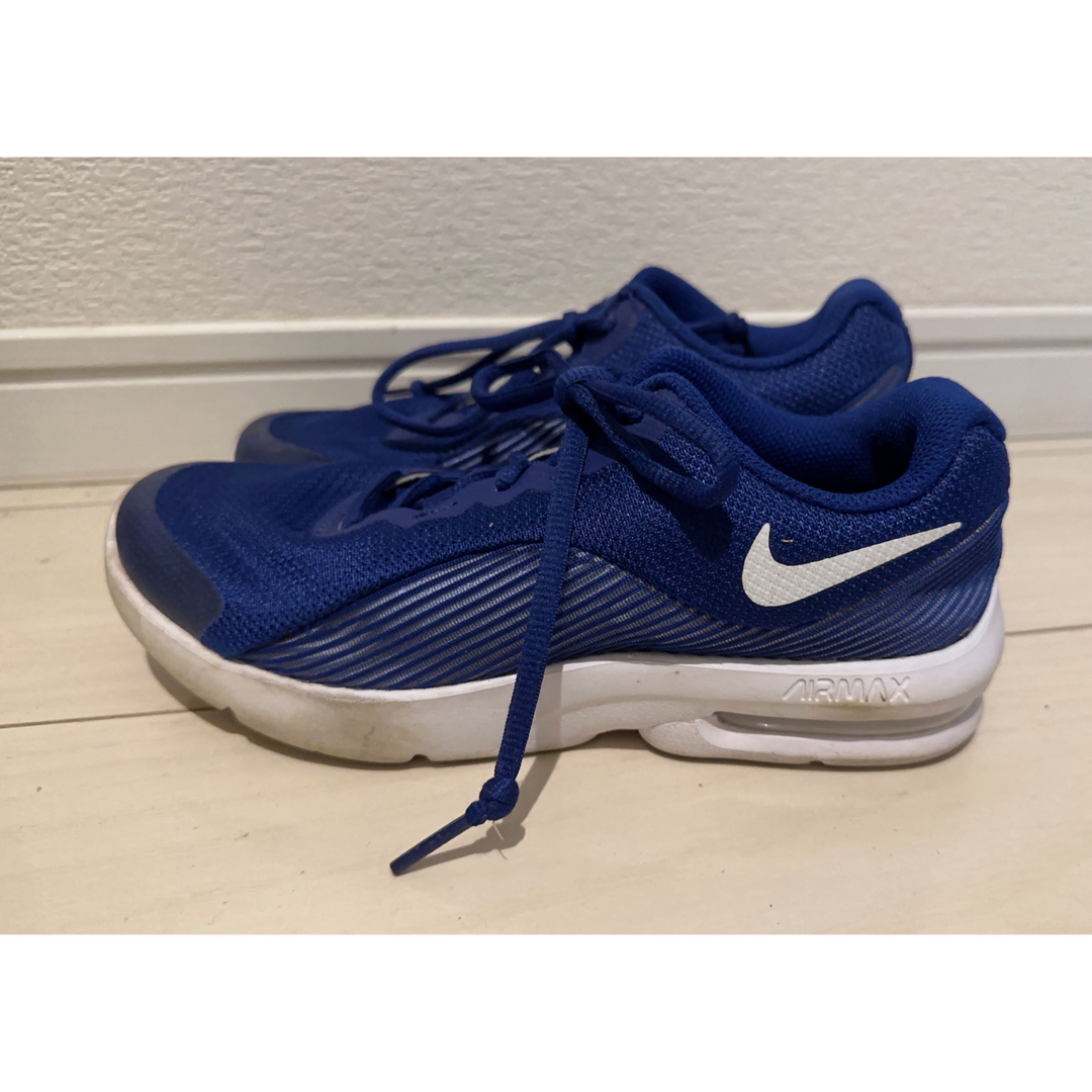 NIKE AIRMAX 22.5cm