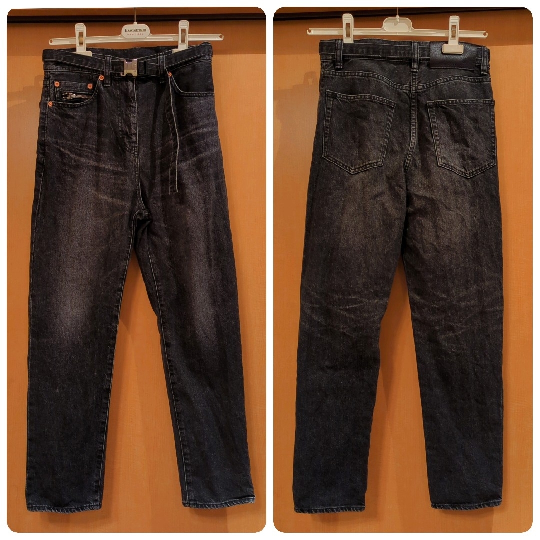 sacai(サカイ)のsacai ブラックデニム ストレート パンツ ベルト付き サイズ0 レディースのパンツ(デニム/ジーンズ)の商品写真