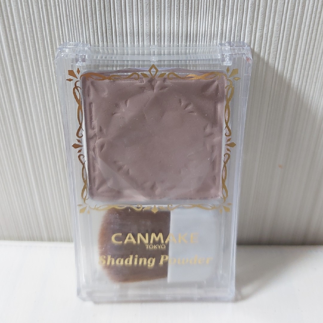 CANMAKE(キャンメイク)のCANMAKE　キャンメイク　シェーディングパウダー　04　アイスグレーブラウン コスメ/美容のベースメイク/化粧品(フェイスカラー)の商品写真
