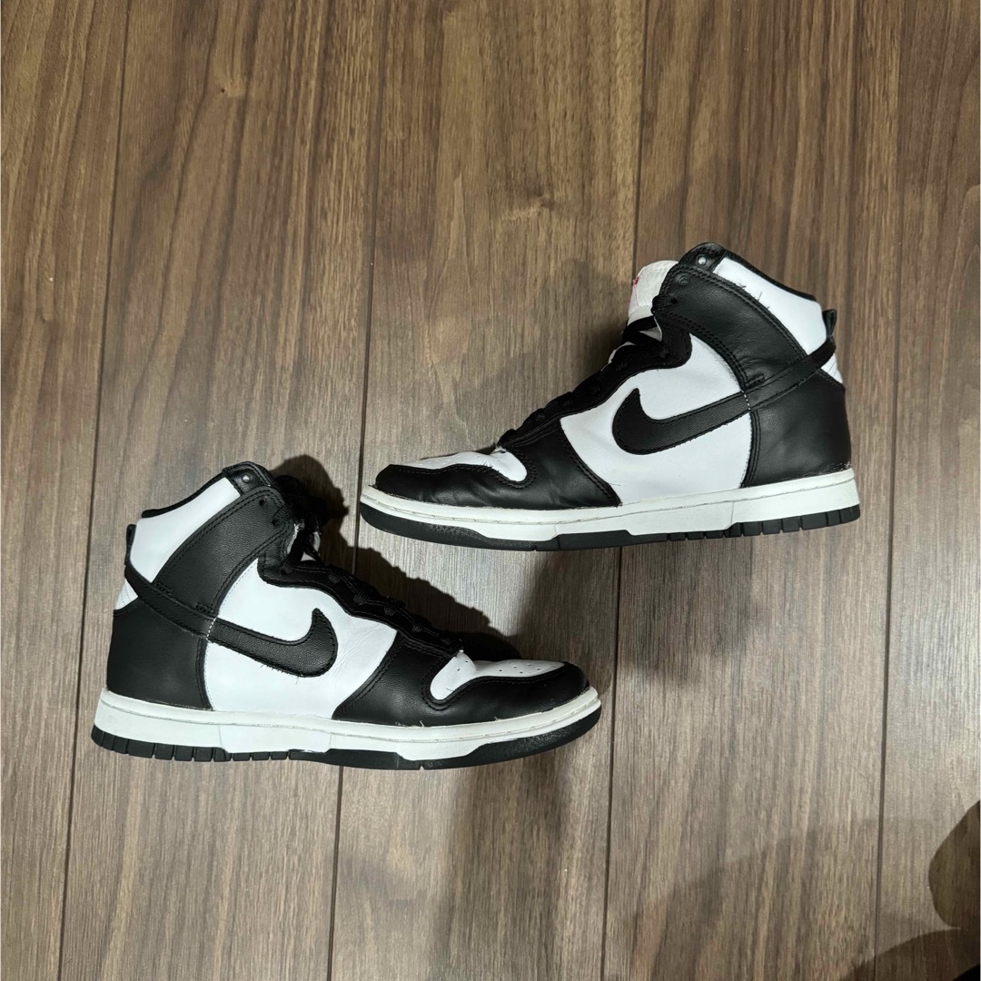 NIKE(ナイキ)のW NIKE DUNK HIGH レディースの靴/シューズ(スニーカー)の商品写真