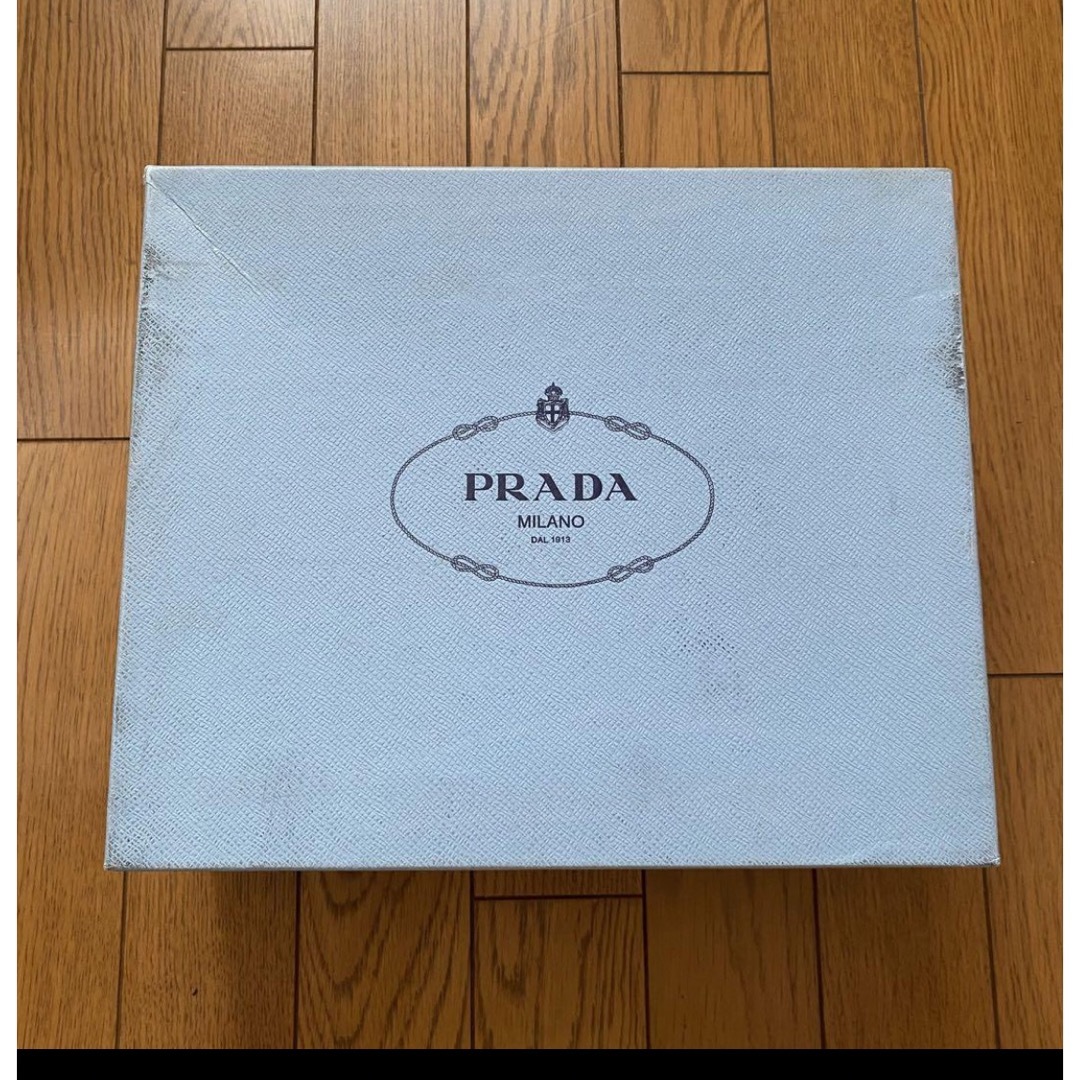 PRADA(プラダ)のプラダ新品未使用シンプル定番サンダル37新春セール レディースの靴/シューズ(サンダル)の商品写真