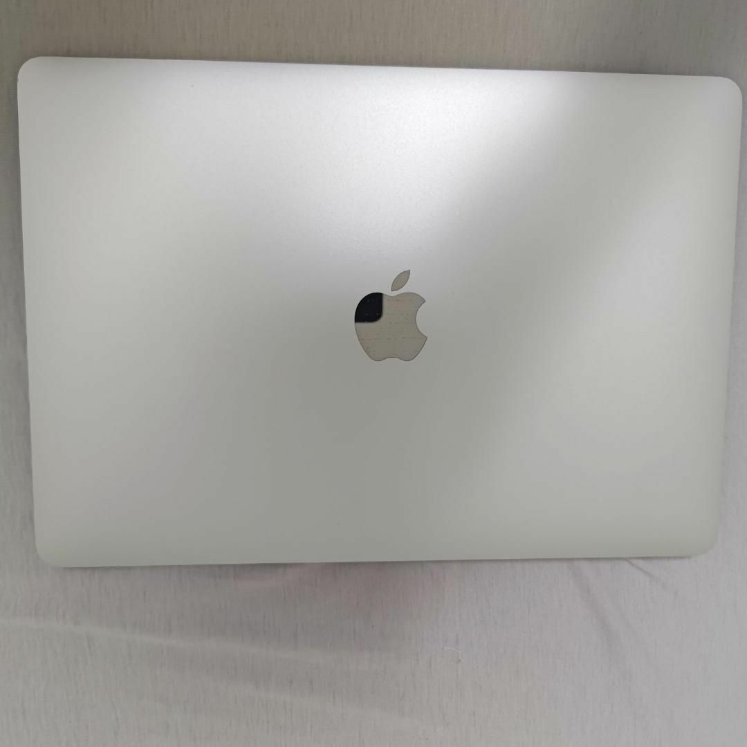 Apple - MacBook Air 13inch 2019 core i5 シルバーの通販 by katate's ...