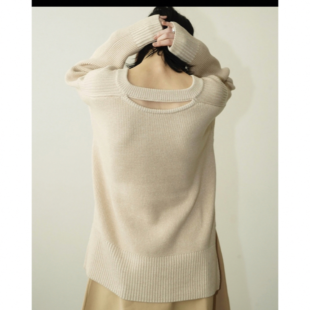 CLANE(クラネ)の美品 CLANE W FACE CUT NECK WIDE  KNIT TOPS レディースのトップス(ニット/セーター)の商品写真