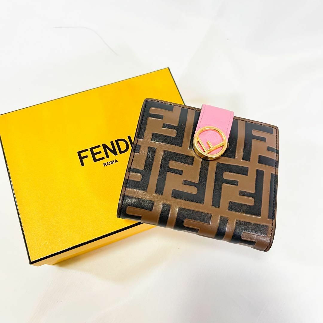 FENDI - ☆箱あり美品☆フェンディ エフイズ 二つ折り財布 ズッカ柄 ...