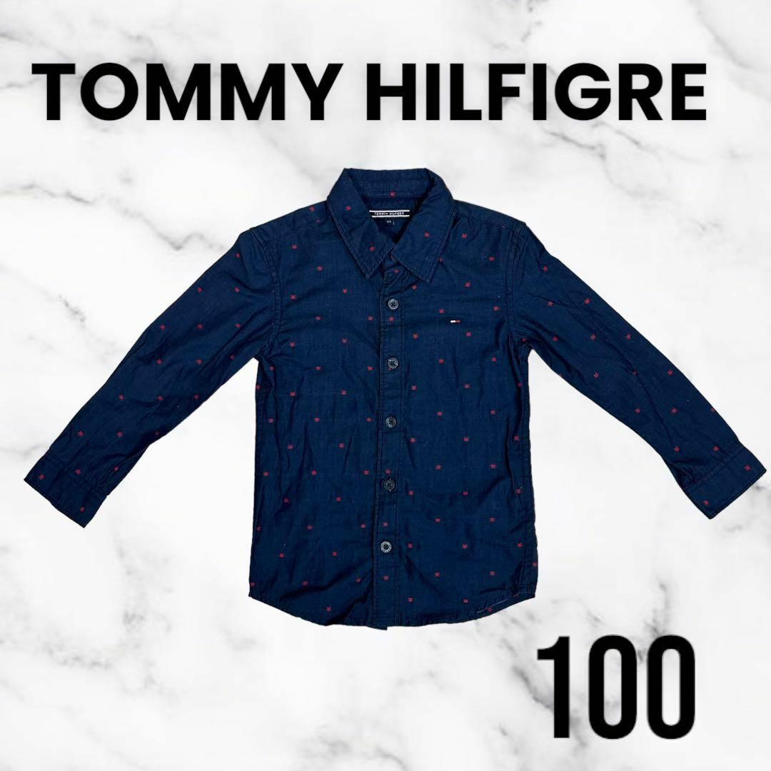 TOMMY HILFIGER(トミーヒルフィガー)の美品✨【TOMMY】ワンポイントロゴシャツ　星柄　キッズ　ネイビー　104 キッズ/ベビー/マタニティのキッズ服男の子用(90cm~)(ブラウス)の商品写真