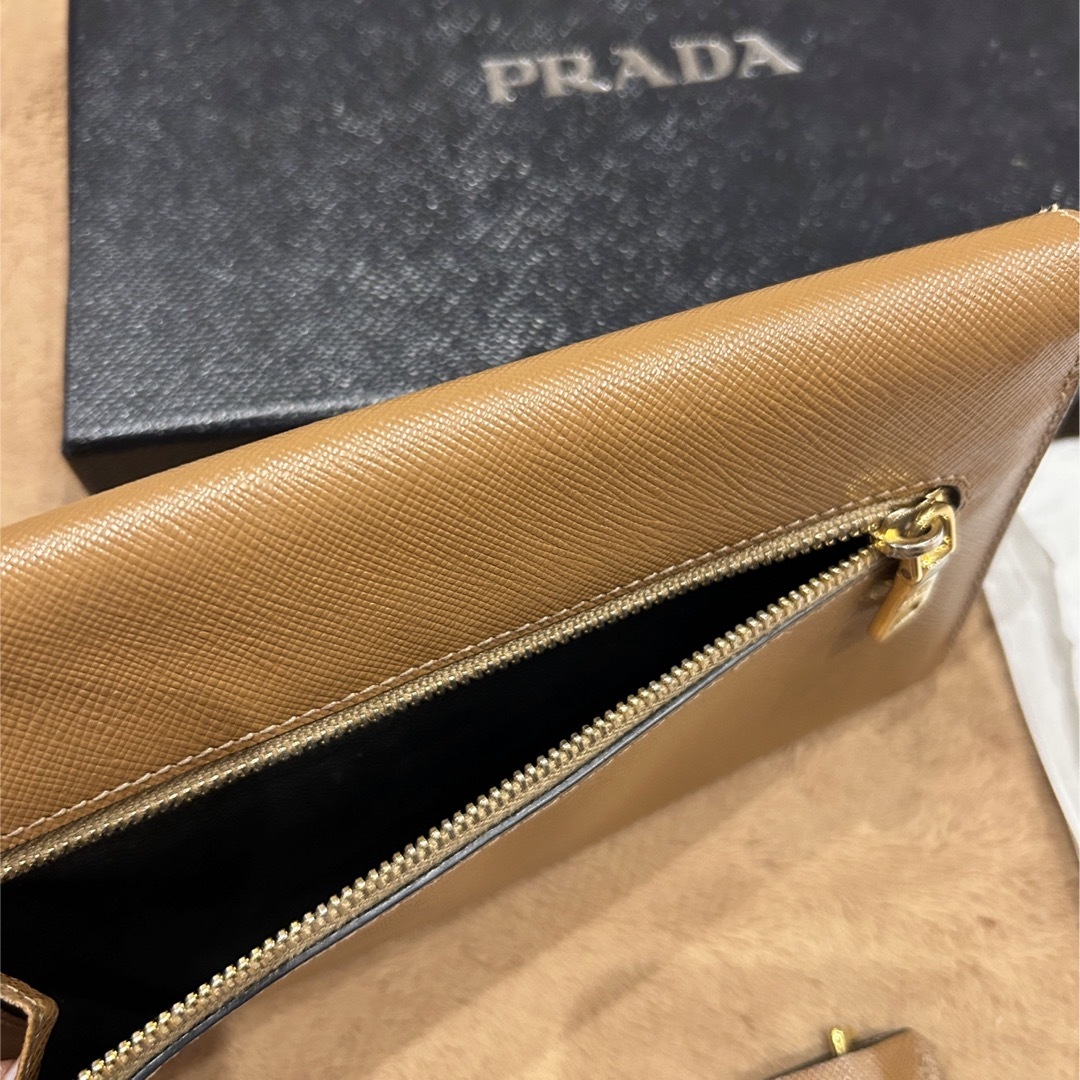 PRADA(プラダ)のPRADA 美品 長財布 レディースのファッション小物(財布)の商品写真