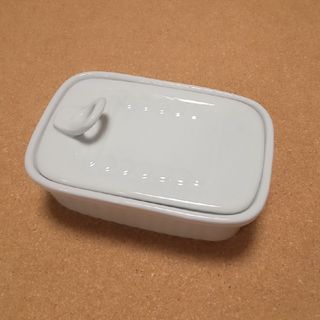 フライングタイガーコペンハーゲン(Flying Tiger Copenhagen)のフライングタイガー 磁器製ボックス(収納/キッチン雑貨)