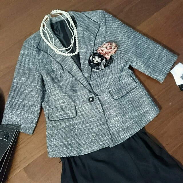 （9α）新品9号11号13号17号スーツ　ジャケット&スカート&ブラウス レディースのフォーマル/ドレス(スーツ)の商品写真
