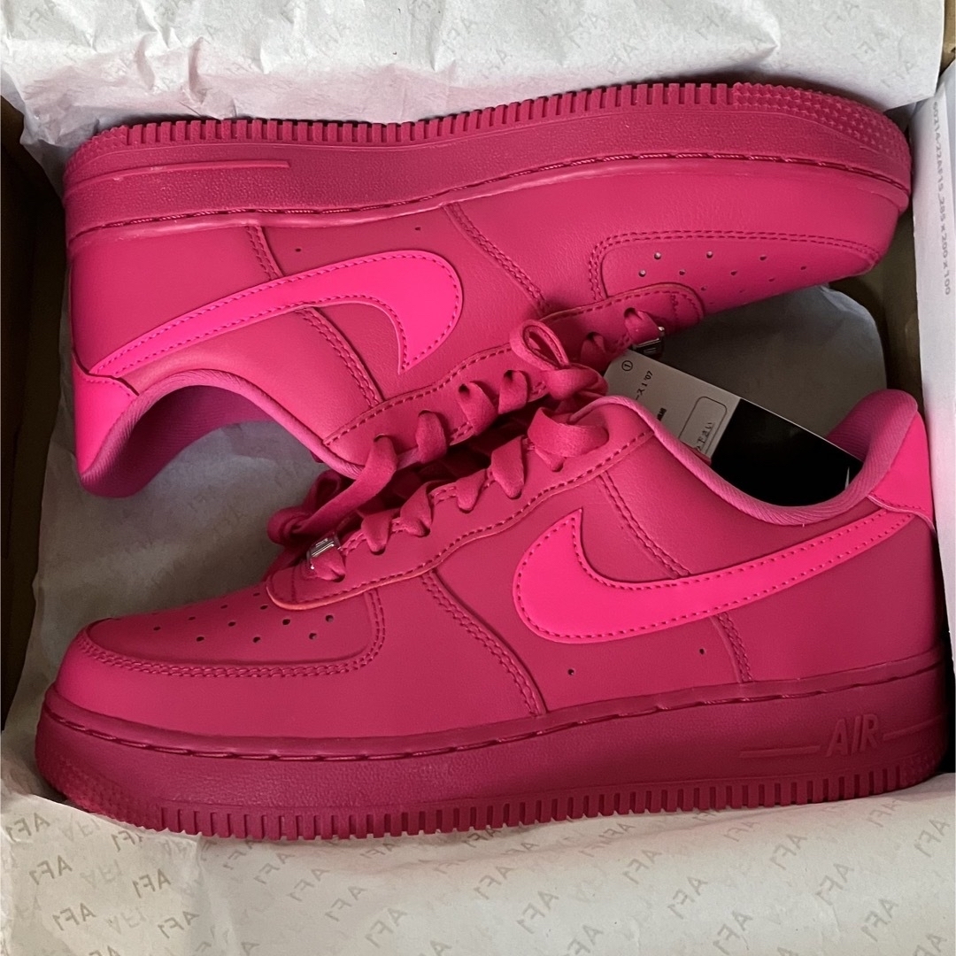 NIKE - Nike WMNS Air Force 1 Low Fireberryの通販 by まー's shop