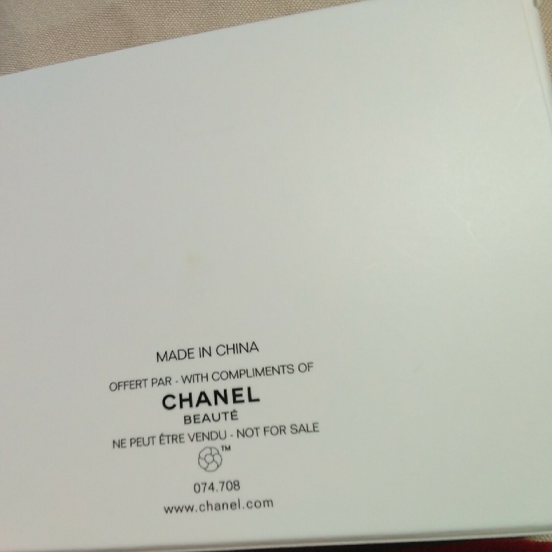 CHANEL(シャネル)のシャネル　ノベルティヘアーバンド エンタメ/ホビーのコレクション(ノベルティグッズ)の商品写真