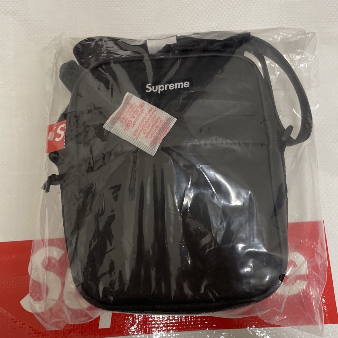 即発送 Supreme Leather Shoulder Bag Black