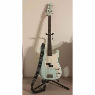 スクワイア(SQUIER)のSquier FSR Classic Vibe 60s プレベ ソニックブルー (エレキベース)