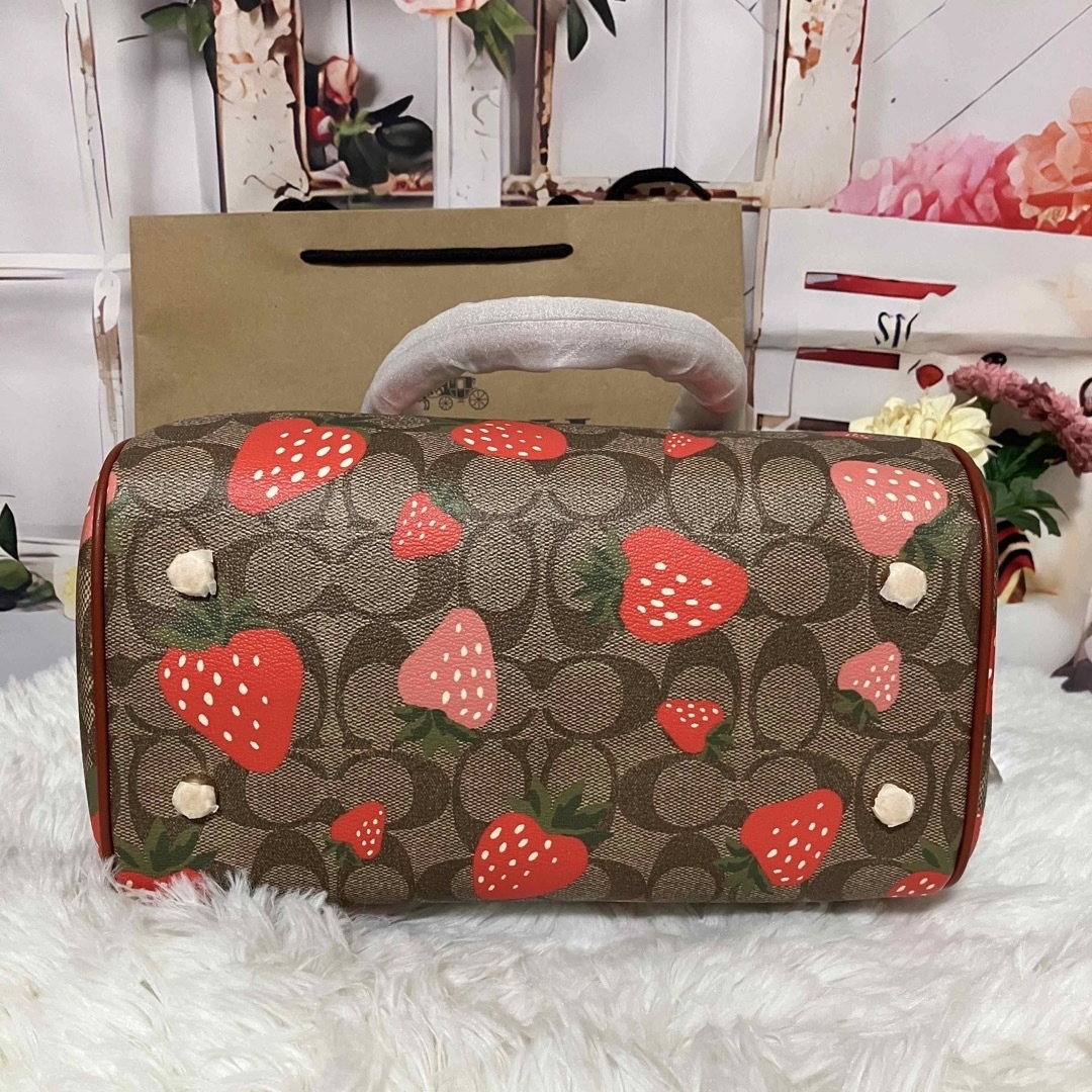 コーチ COACH ローワンサッチェル いちご柄　CH511　新品未使用