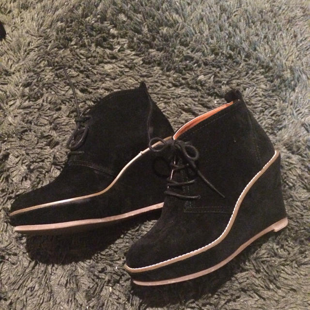 UNITED ARROWS(ユナイテッドアローズ)のスウェード風ショートブーツ☆2014☆ レディースの靴/シューズ(ブーツ)の商品写真