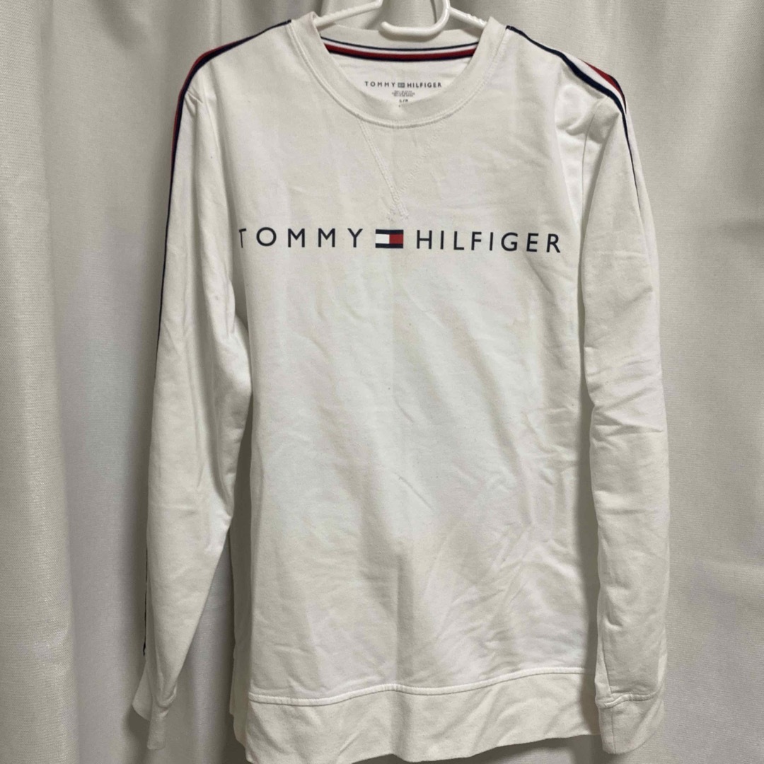 TOMMY HILFIGER - TOMMYロンＴの通販 by ふぃん's shop｜トミー