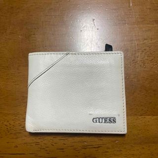 ゲス(GUESS)のGUESSゲス二つ折りウォレット(財布)